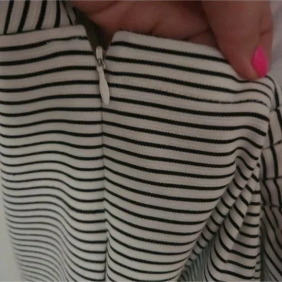 *SOLD* ANTHRO | Postmark Mona Cross Back Dress striped cutout black white sz L - Picture 8 of 9